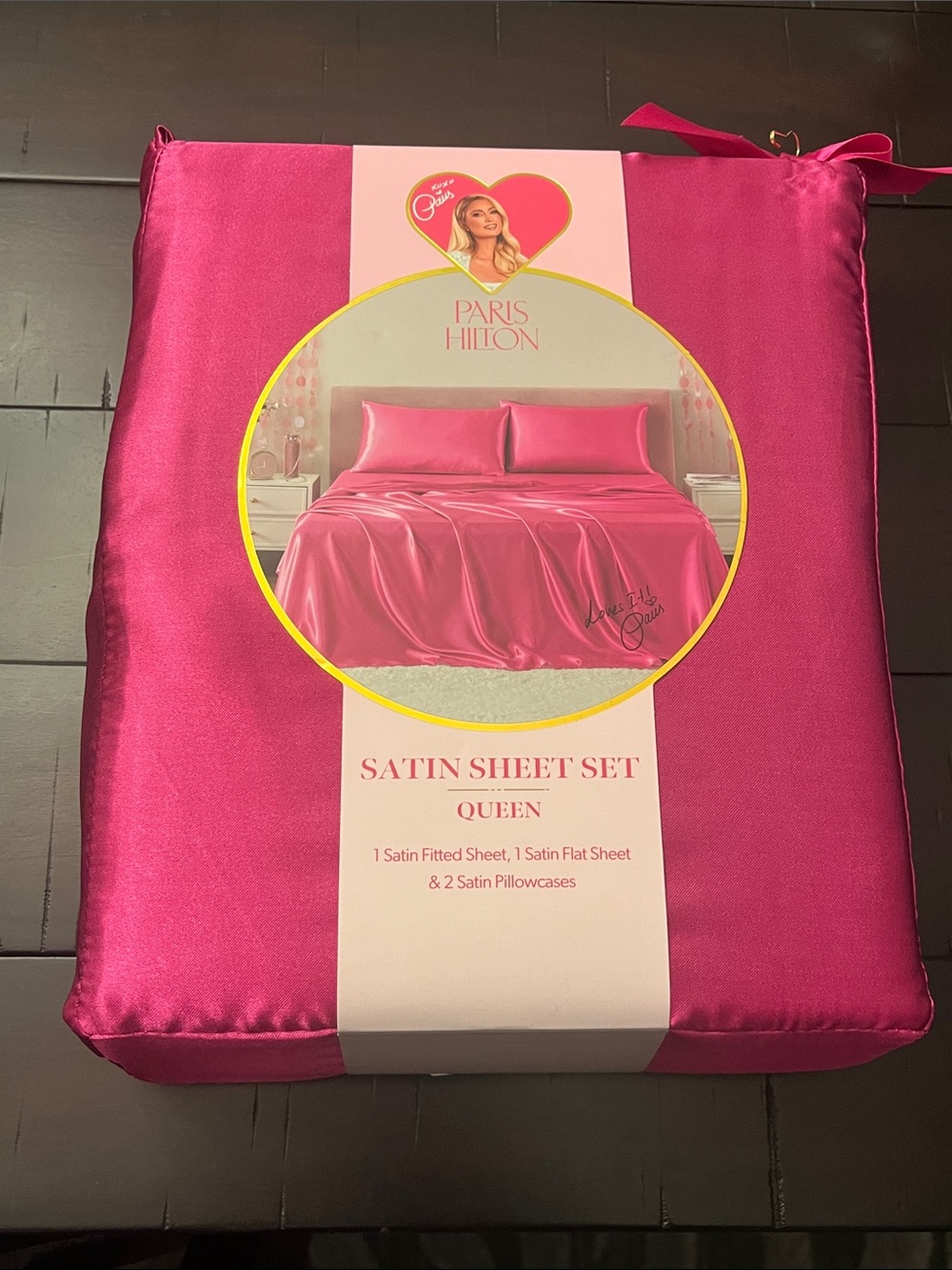 Paris Hilton Satin Sheet Set Queen Fuchsia new Flat, Fitted and 2 Pillowcases